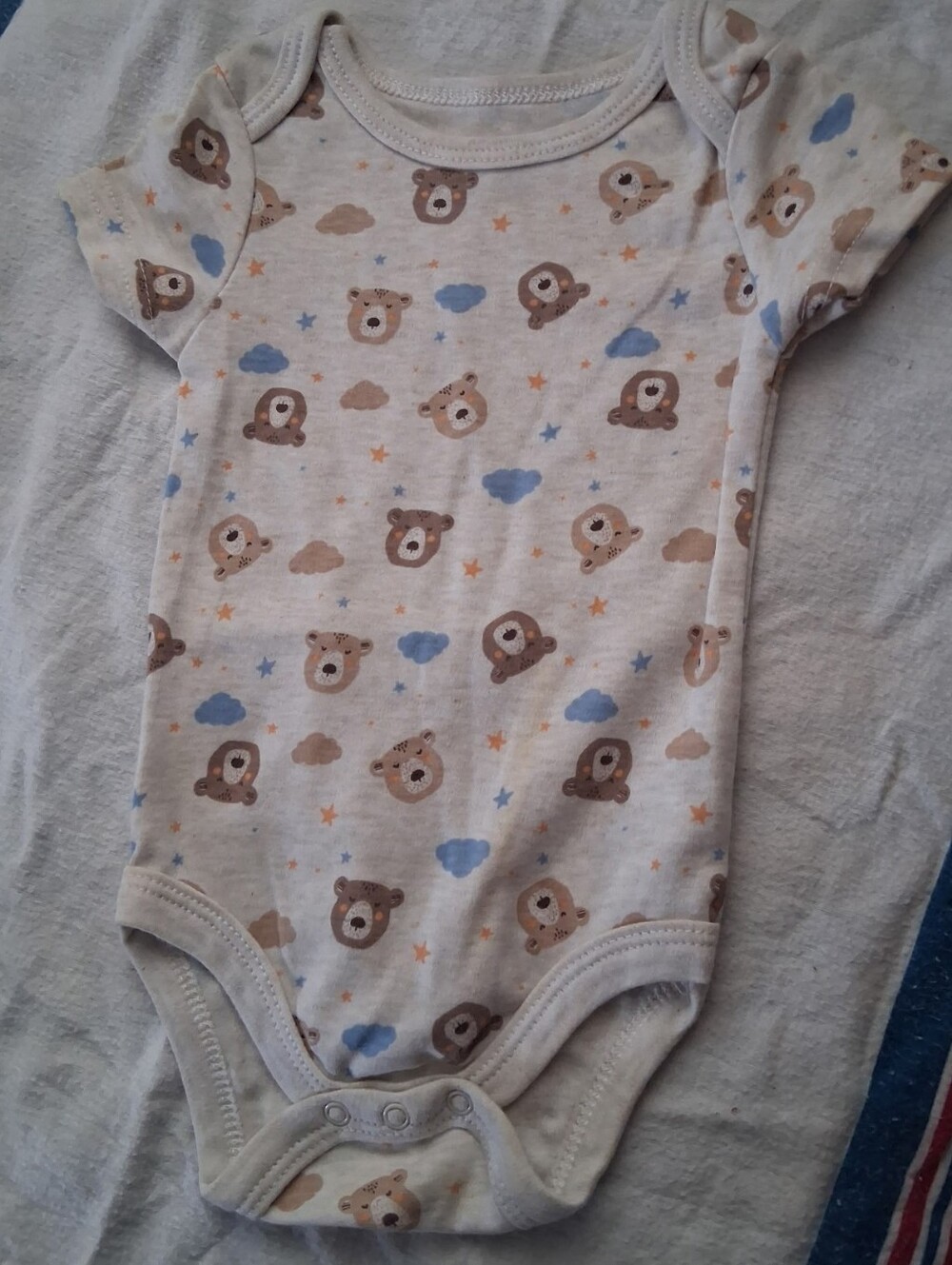 Talbots Beige Baby Boys One-Piece Bodysuit with Brown Bear and Blue Cloud Print